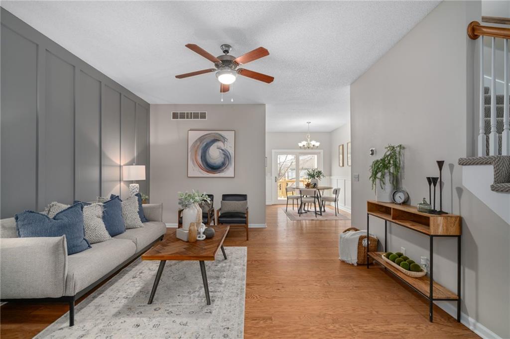 22707 W 73rd St Street