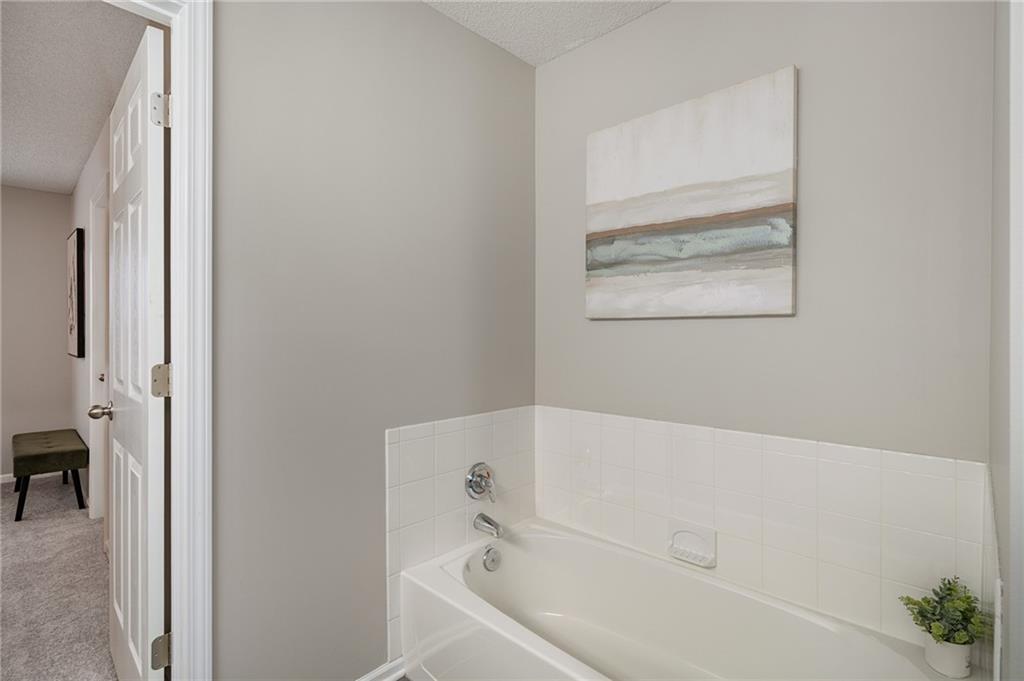 22707 W 73rd St Street