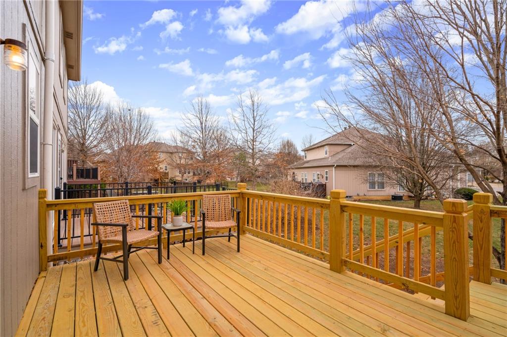 22707 W 73rd St Street