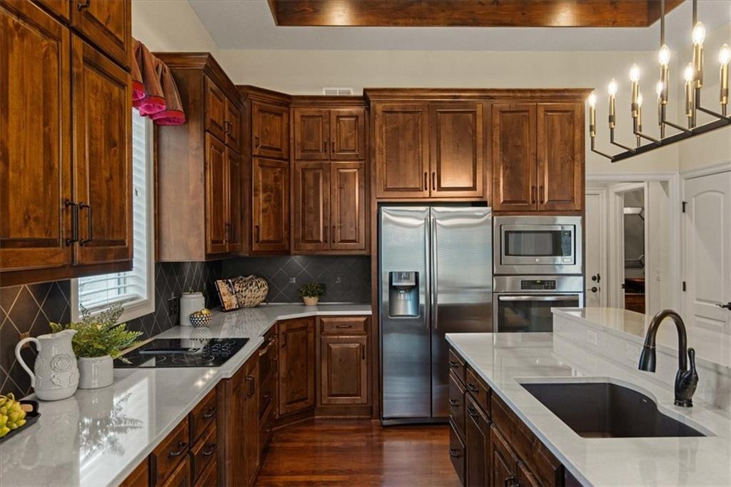 15204 Fontana Street