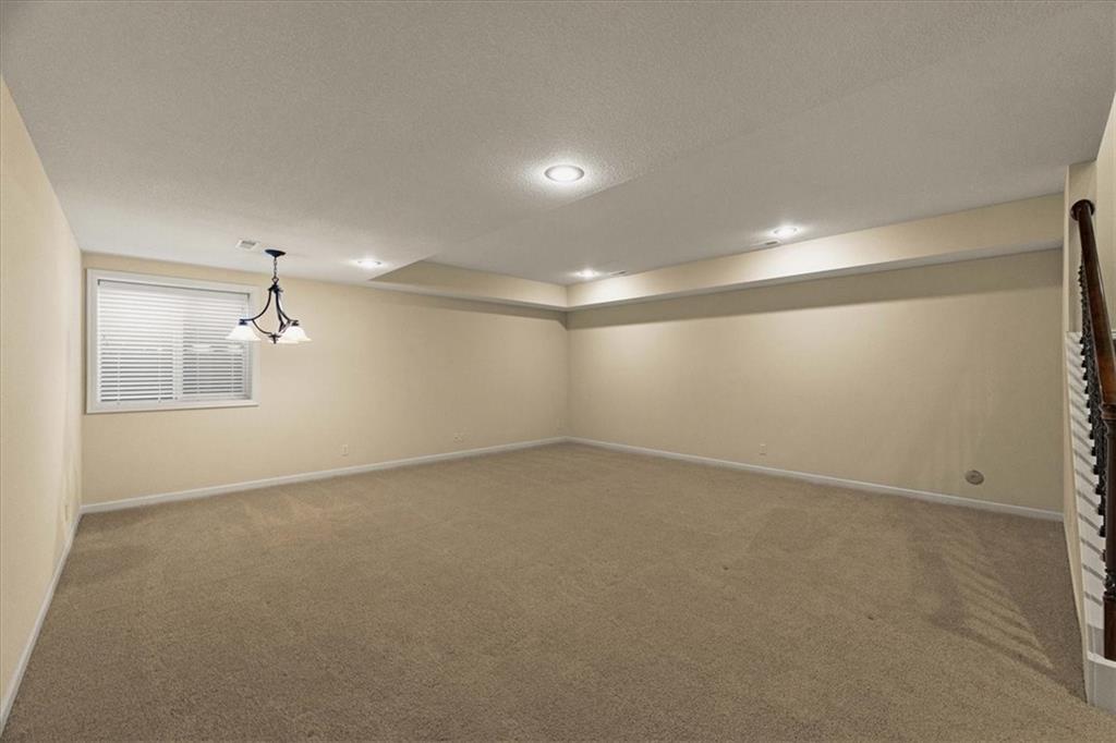 15204 Fontana Street