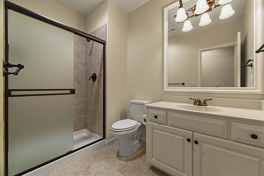 15204 Fontana Street