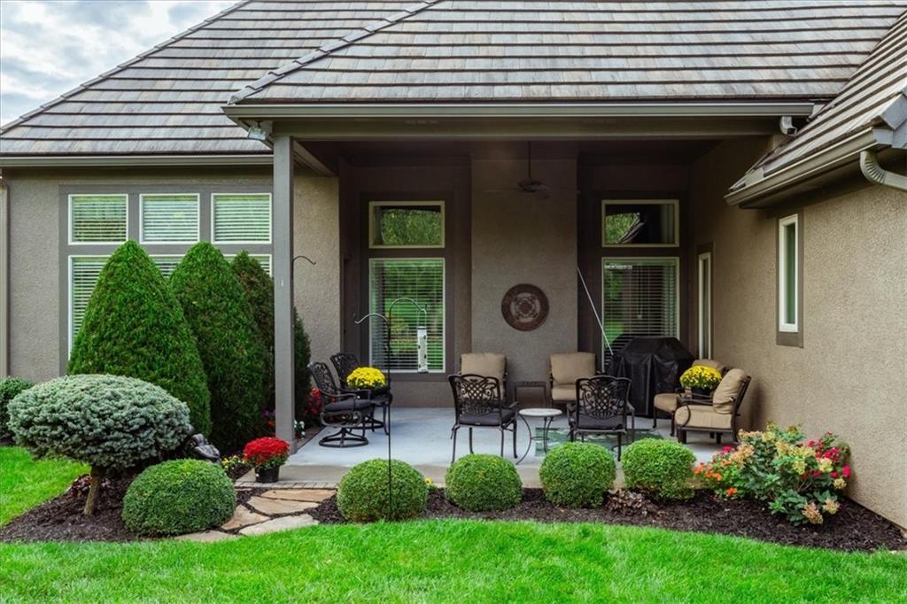 15204 Fontana Street