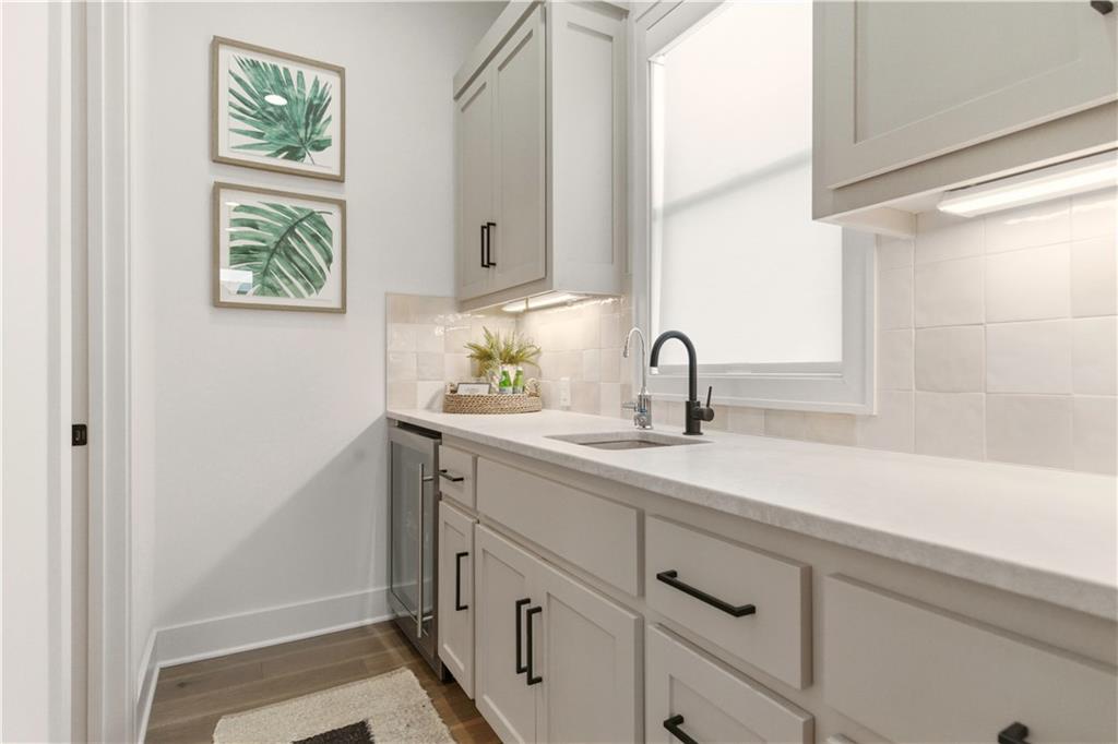 16804 Rosehill Street