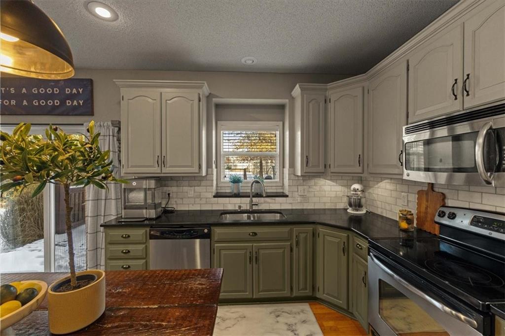 19402 W 209th Terrace