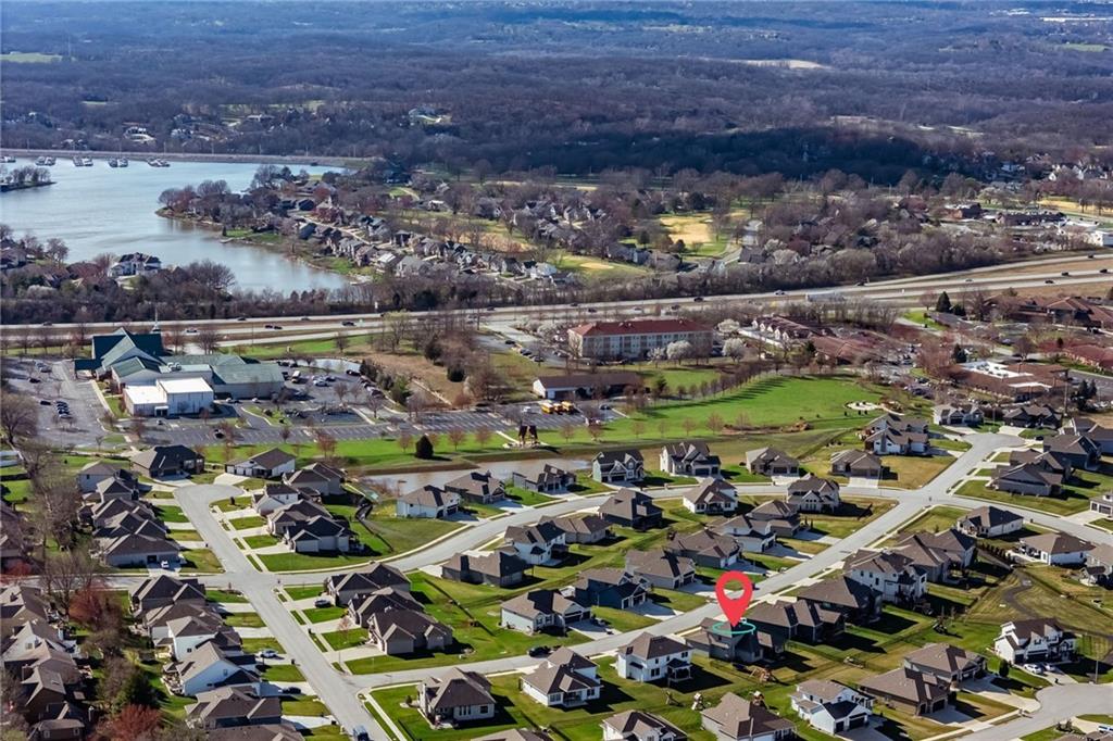 4713 NE Freehold Drive