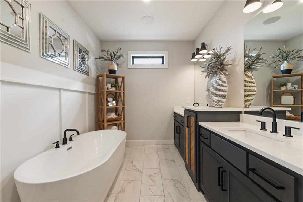 4713 NE Freehold Drive