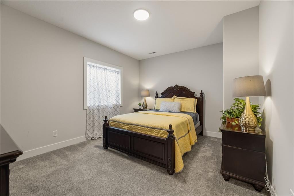 4713 NE Freehold Drive