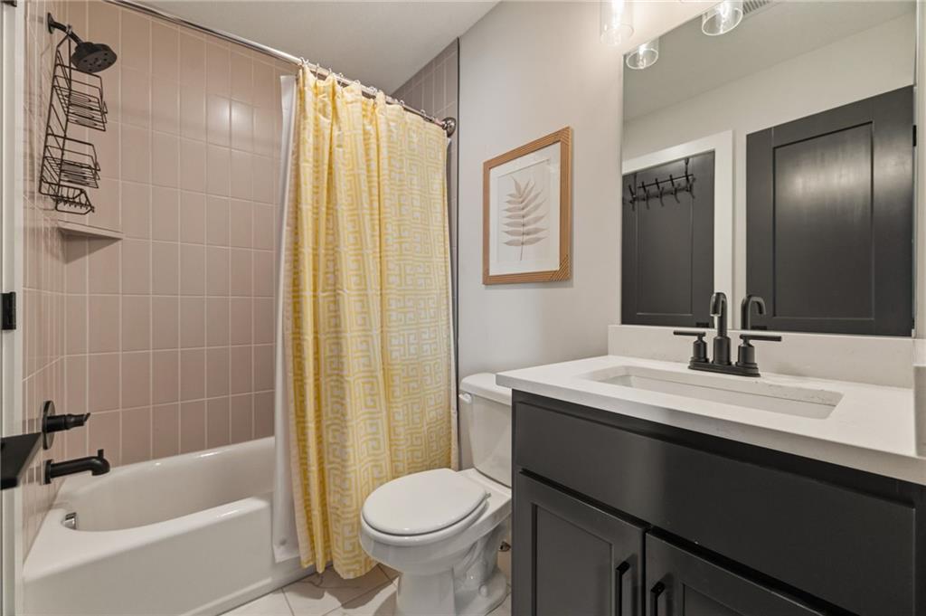 4713 NE Freehold Drive