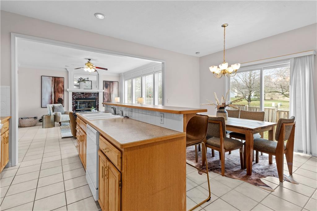 12407 England Street