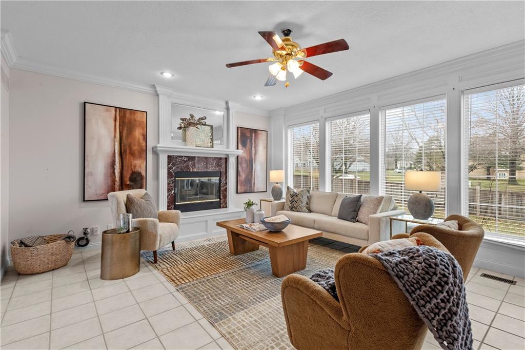 12407 England Street