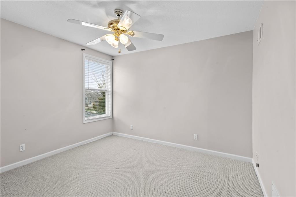 12407 England Street