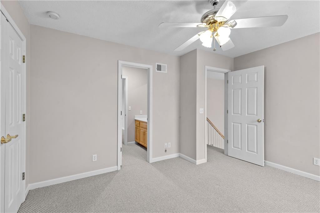 12407 England Street