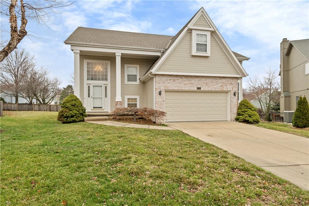 12407 England Street