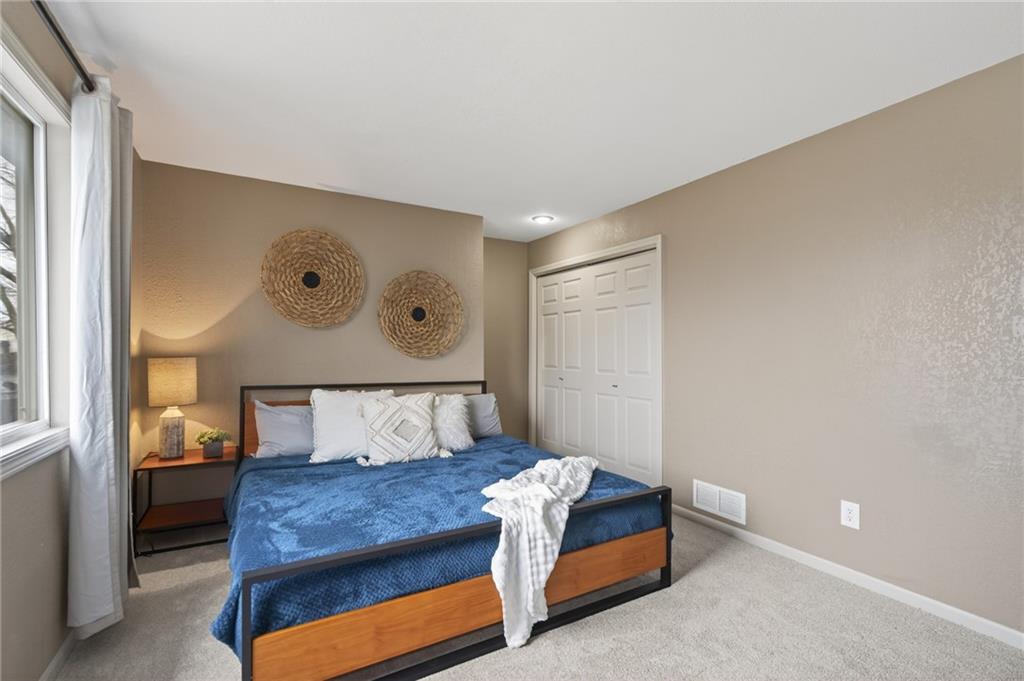 8509 NW Winter Avenue