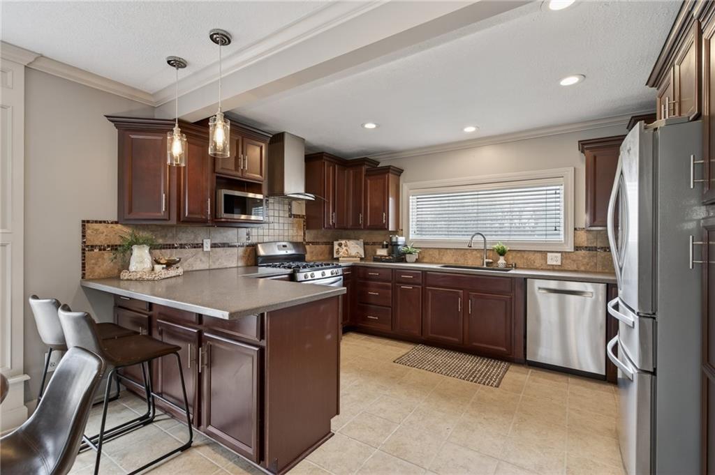 8509 NW Winter Avenue