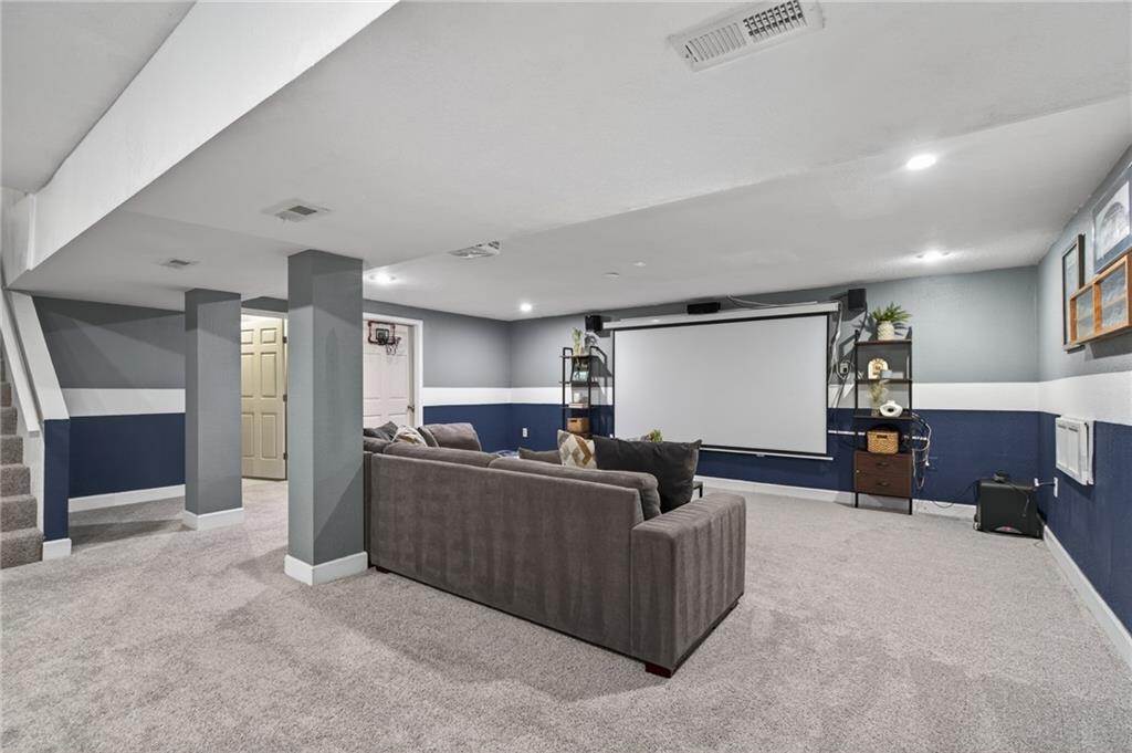 8509 NW Winter Avenue