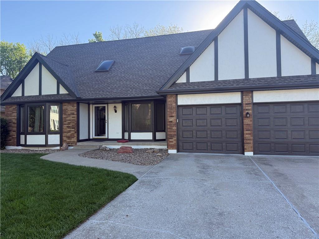 11721 Hemlock Street