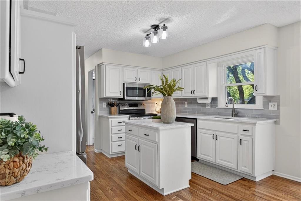 12404 S Seminole Drive