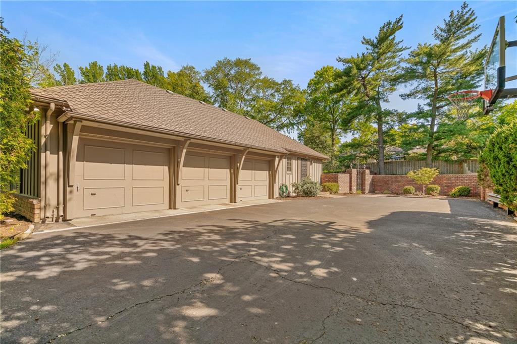 2003 W 69 Terrace