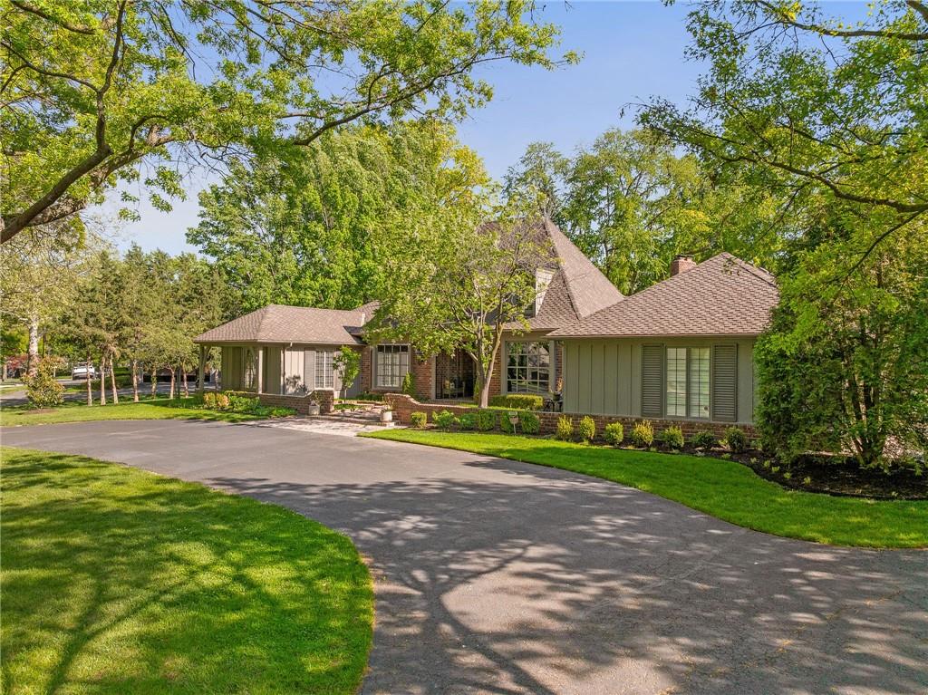 2003 W 69 Terrace
