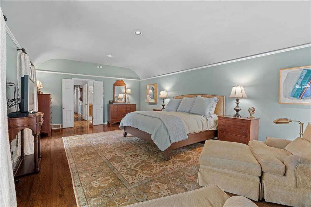 2003 W 69 Terrace