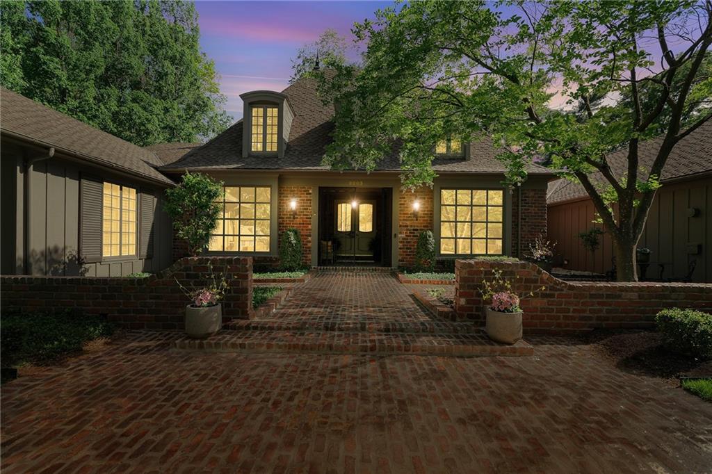 2003 W 69 Terrace
