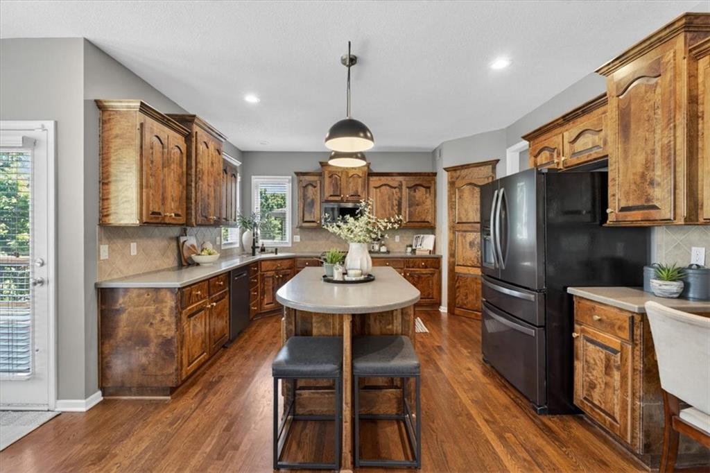 21612 W 100 Terrace