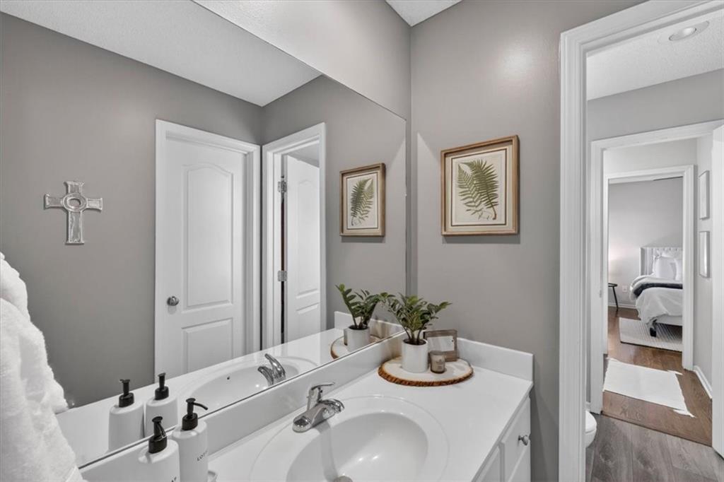21612 W 100 Terrace