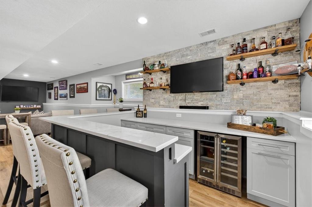 21612 W 100 Terrace
