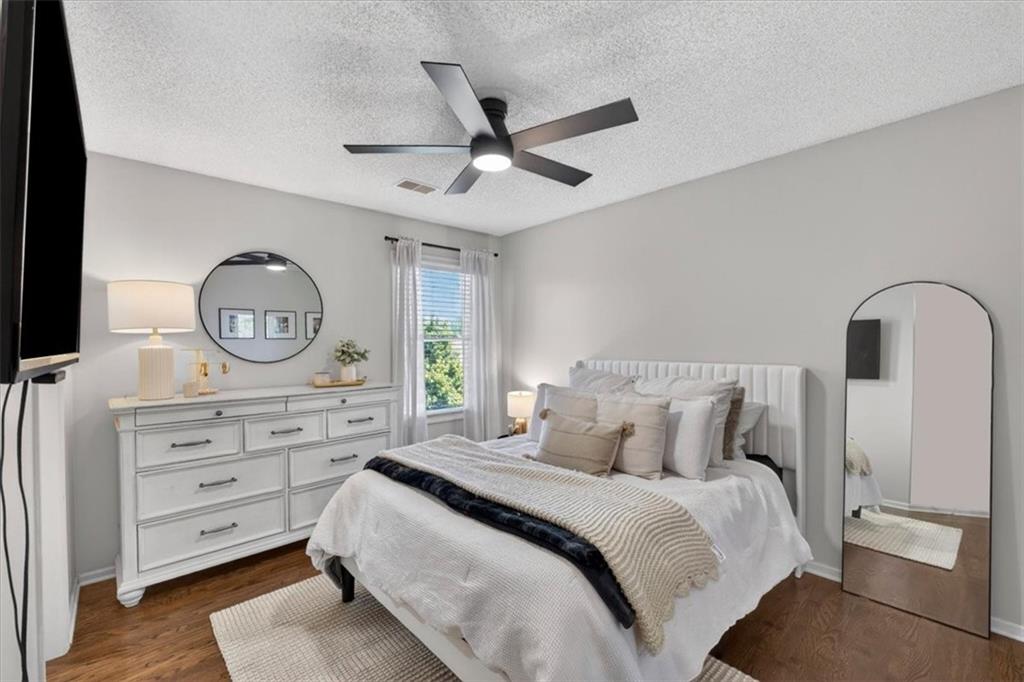 21612 W 100 Terrace