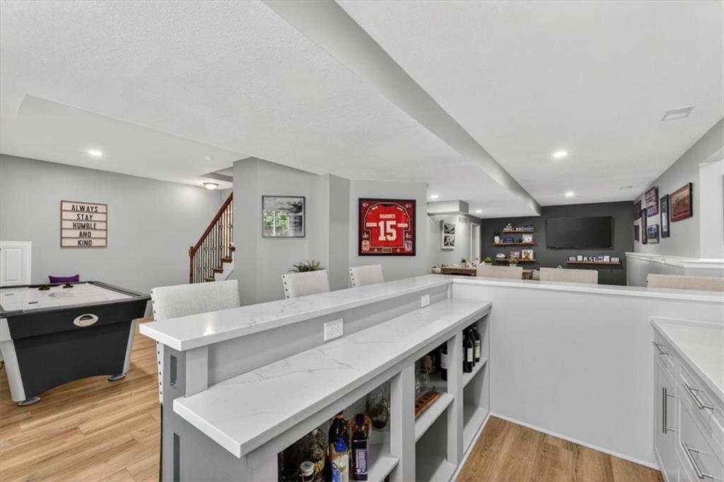21612 W 100 Terrace