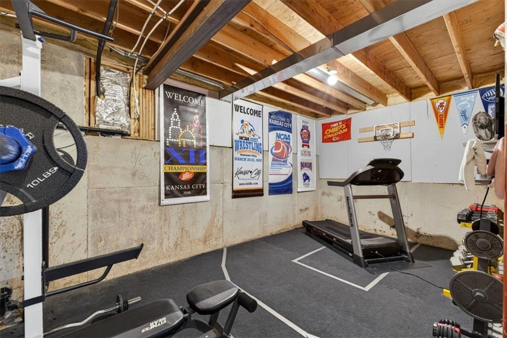 21612 W 100 Terrace