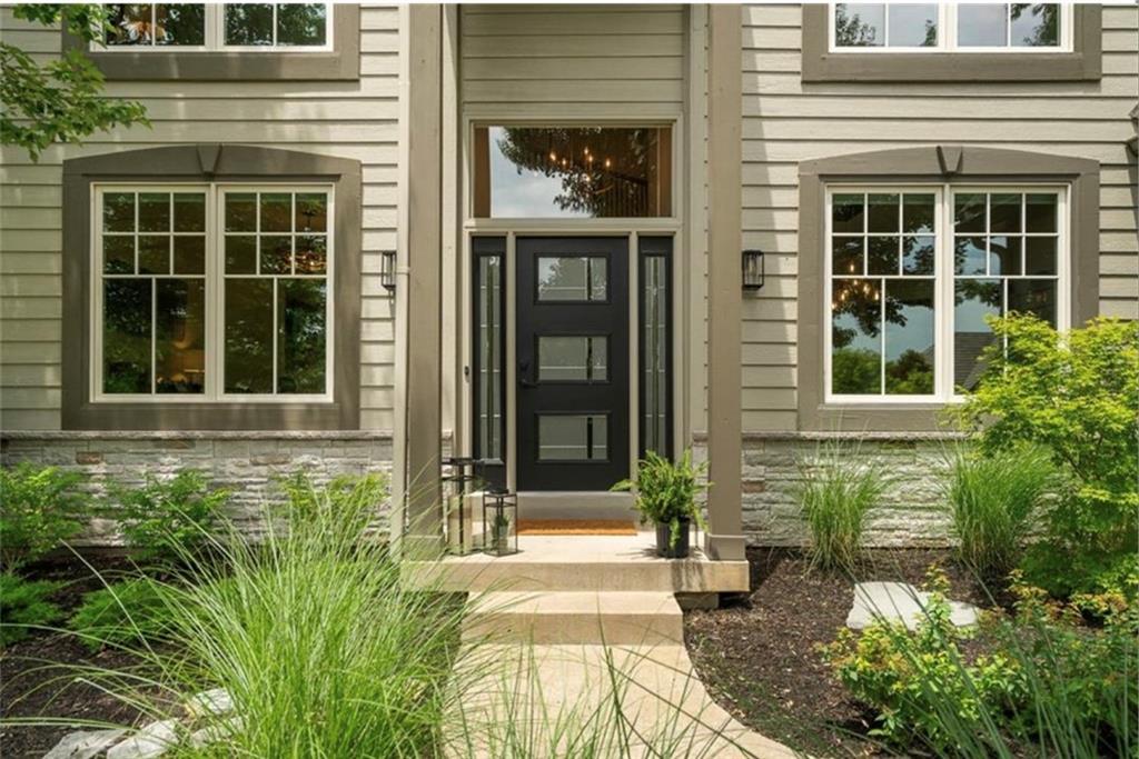 15230 Fontana Street