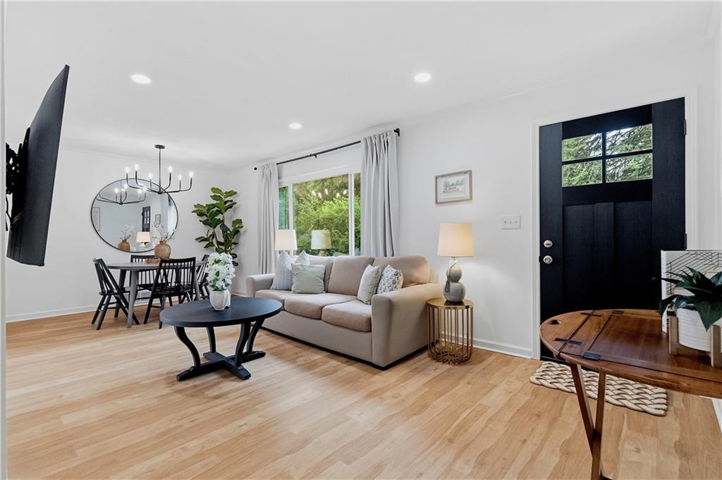 7620 Rainbow Drive