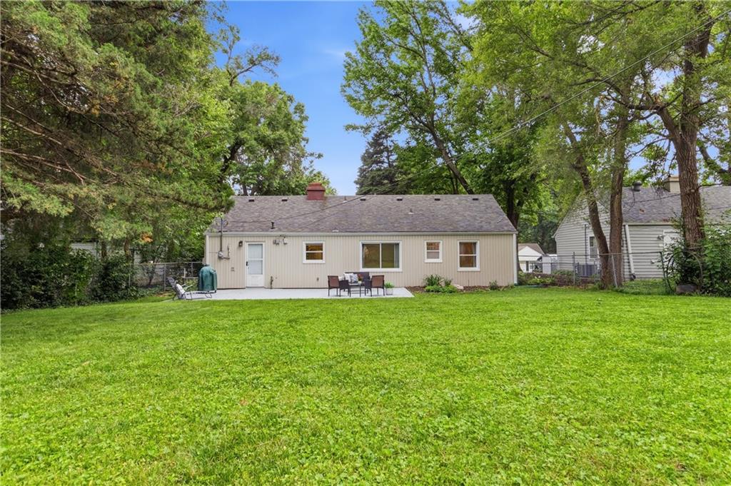 7620 Rainbow Drive