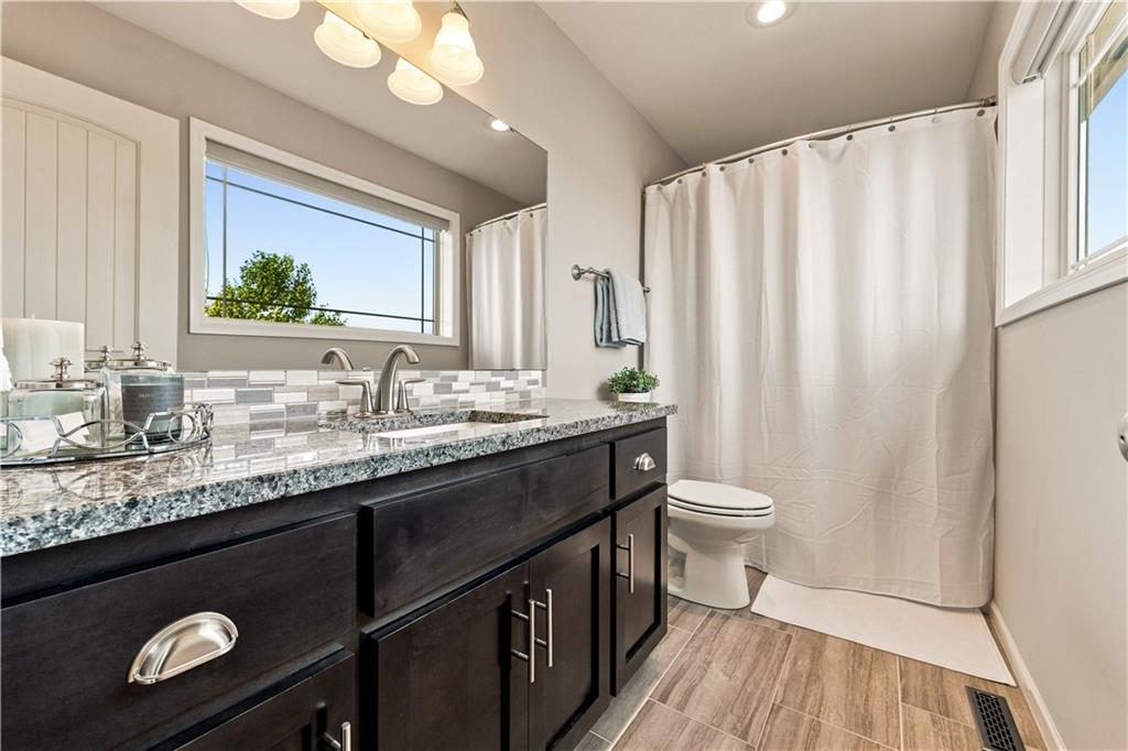 8810 W 165 Terrace