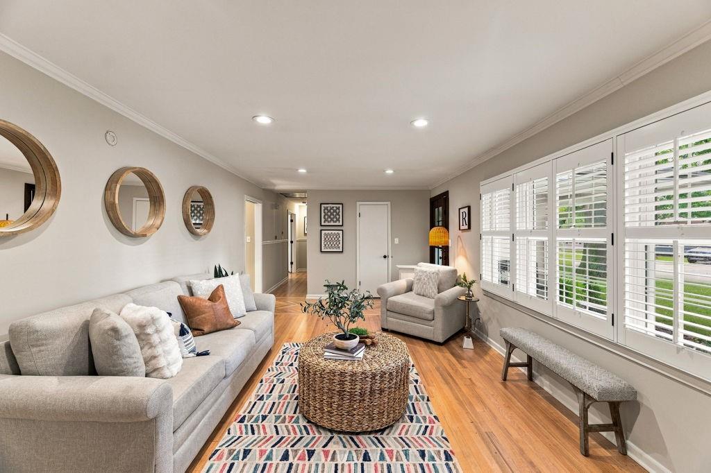 4020 W 96th Street