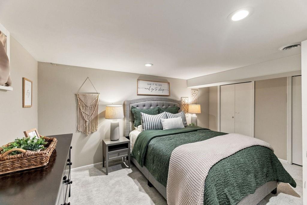 4020 W 96th Street