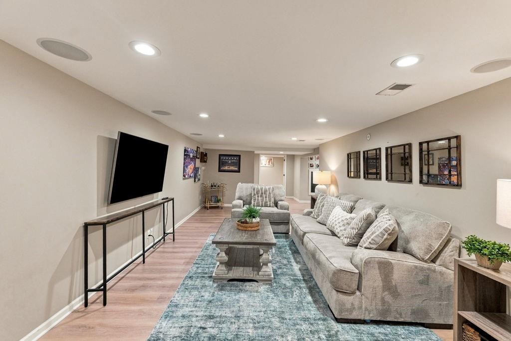 4020 W 96th Street