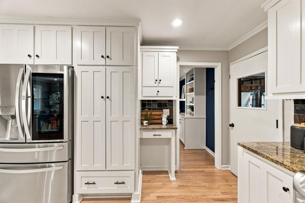 4020 W 96th Street