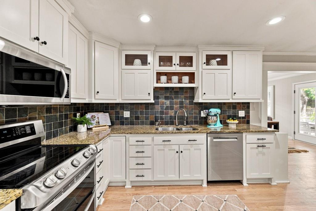4020 W 96th Street