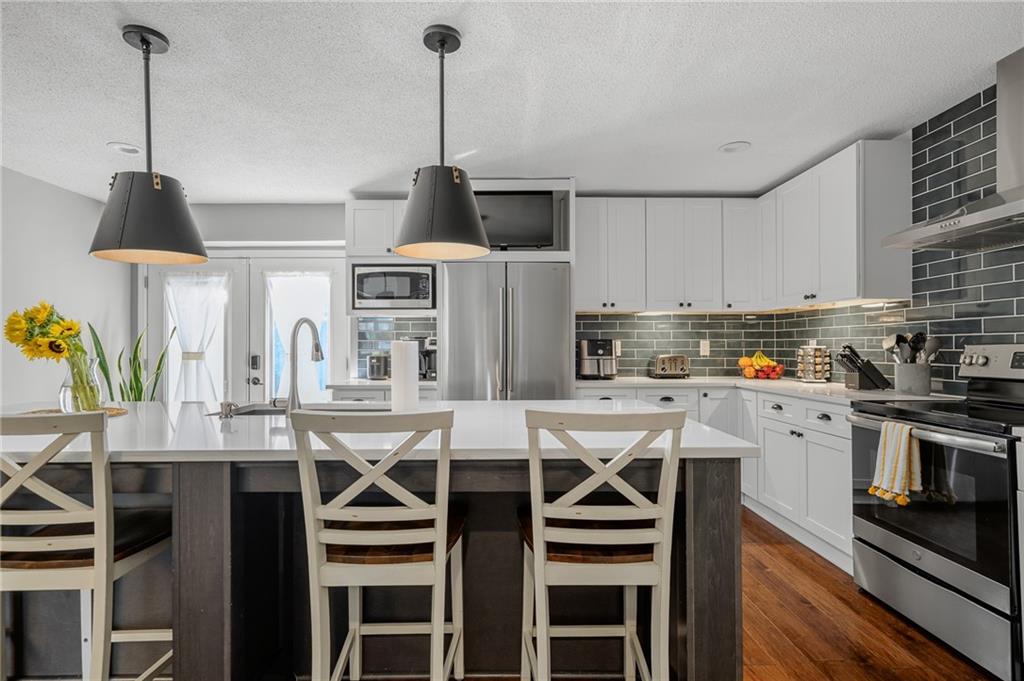 10927 W 99th Place