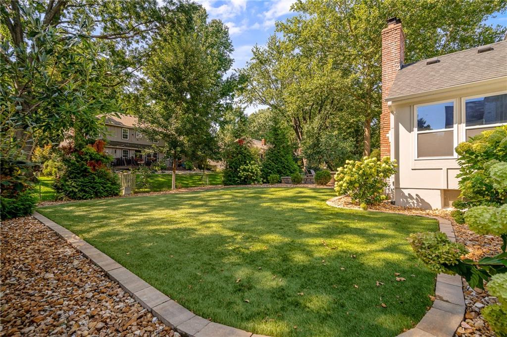 10927 W 99th Place