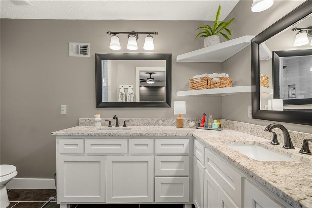 10927 W 99th Place