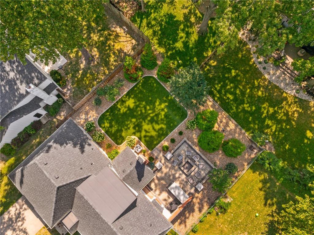 10927 W 99th Place