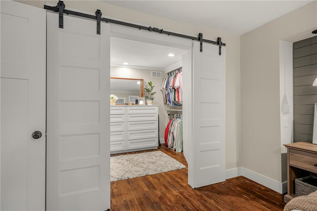 10927 W 99th Place
