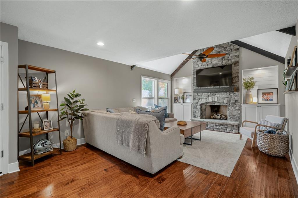 10927 W 99th Place