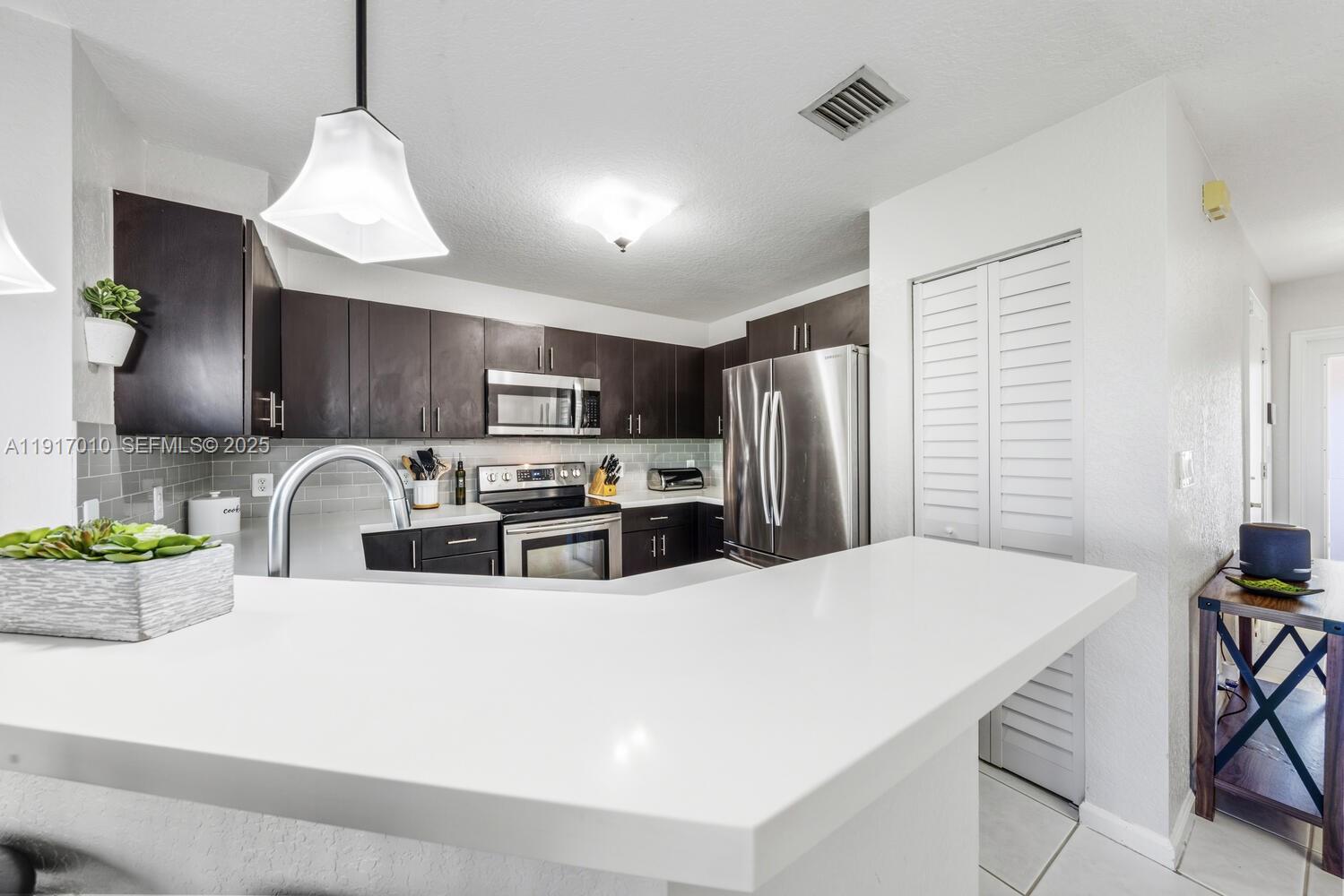 8945 NW 38th Drive 17