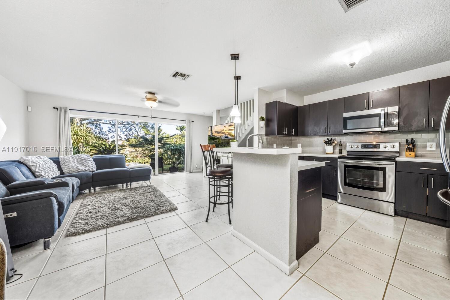 8945 NW 38th Drive 17
